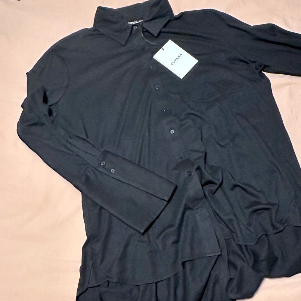 Cuyana Organic Pima Black Collared Button-Front Shirt - Picture 9 of 11